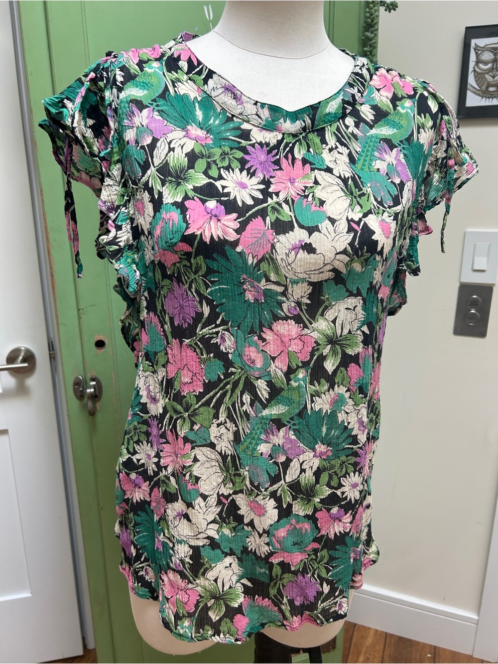 Banjanan floral blouse
